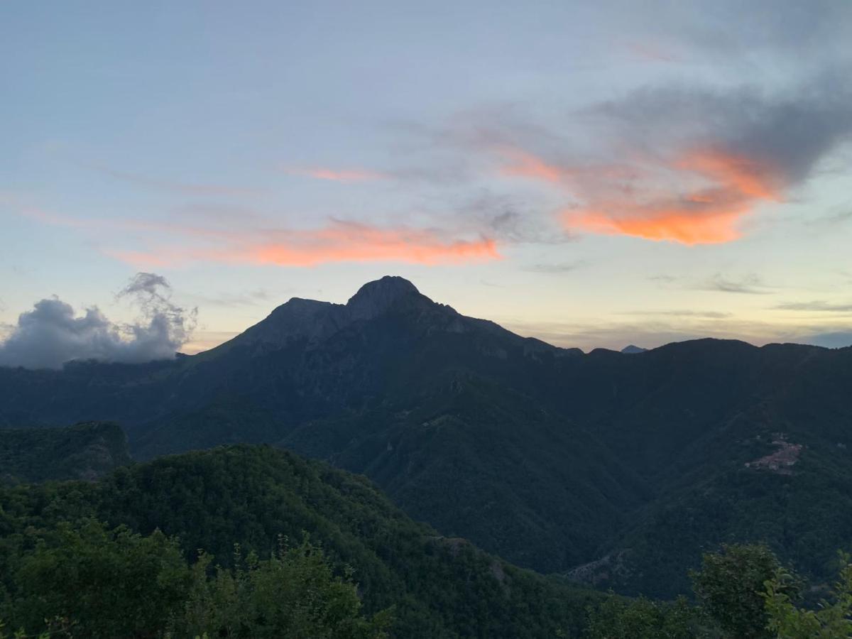 Rifugio La Mesta Trassilico ภายนอก รูปภาพ